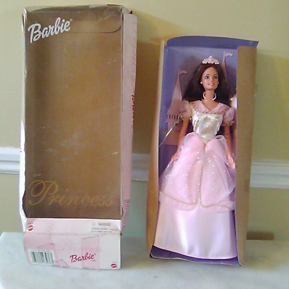 Princess Barbie 1999 - Picture 3 of 3